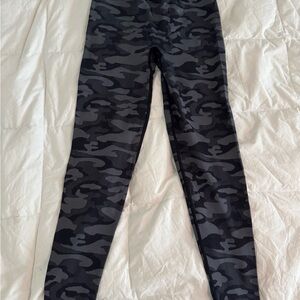 Pink Activewear Camouflage Leggings